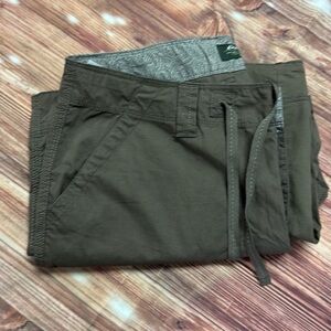 Eddie Bauer Capris Womens